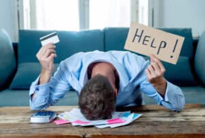 Schuldhulpverlening versus saneringskrediet